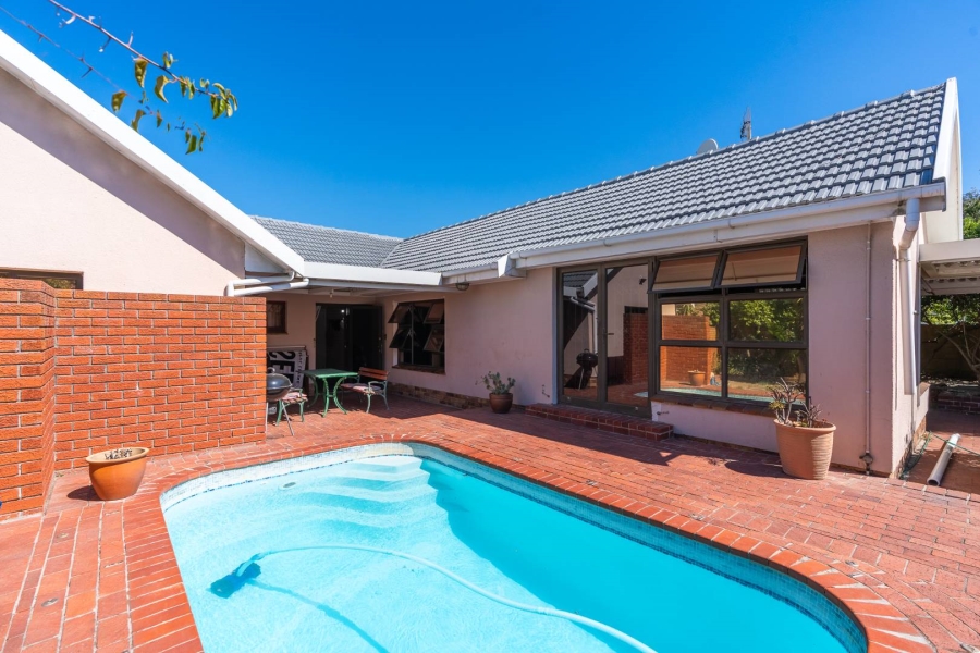 4 Bedroom Property for Sale in Milnerton Western Cape